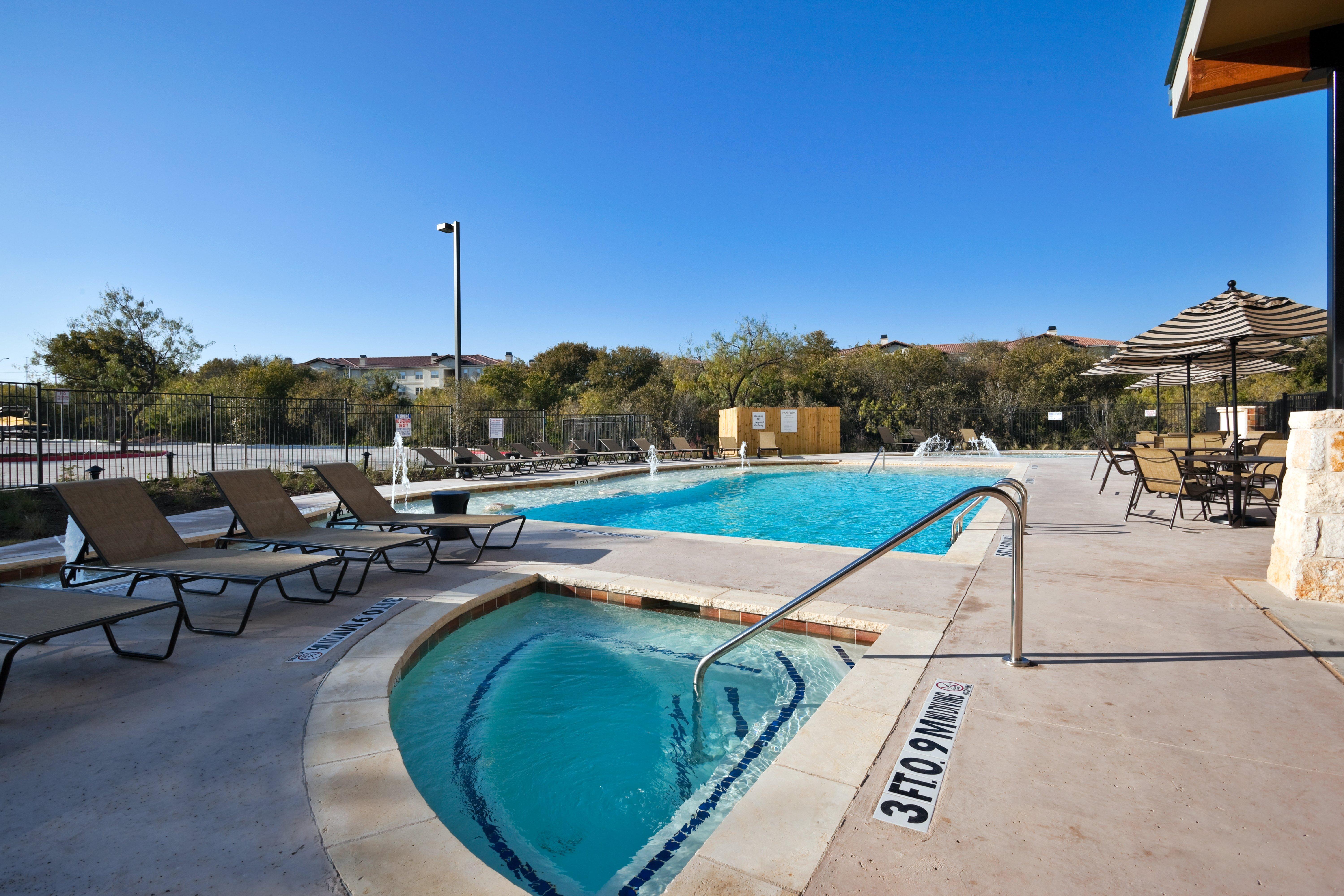 Holiday Inn San Antonio Northwest- Seaworld Area By Ihg Ngoại thất bức ảnh